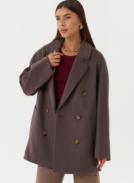 Укороченное двубортное пальто