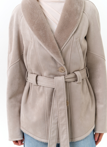Женская дубленка из эко замши с поясом