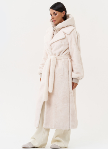 Женская шуба со съёмным капюшоном