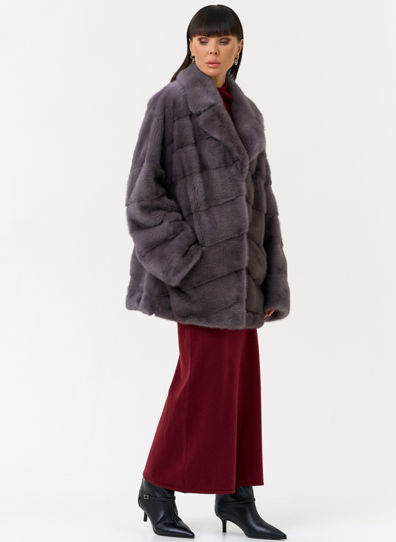 Шуба из меха норки с английским воротником