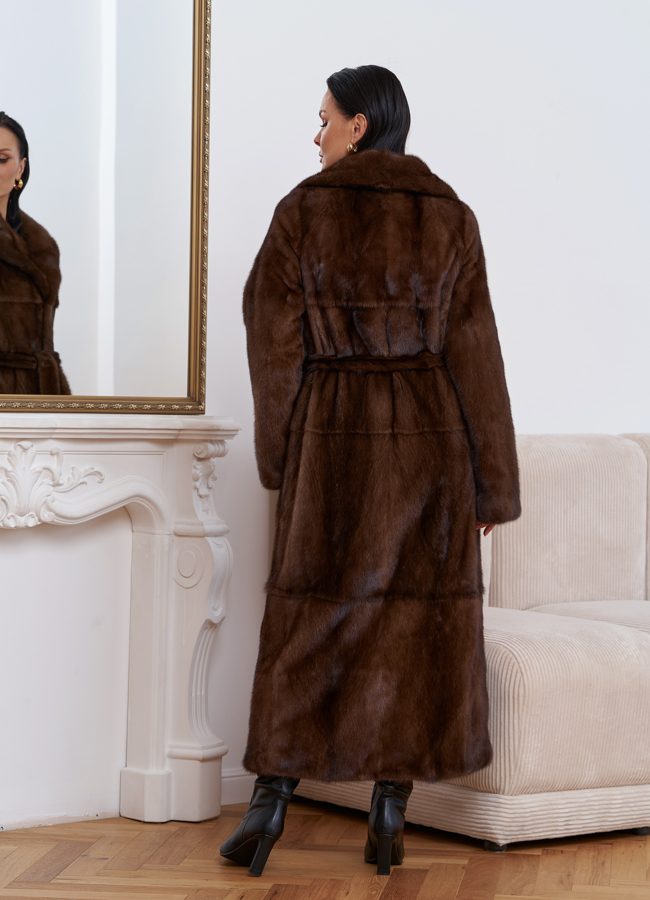 фото Длинная шуба из меха скандинавской норки модель № 27597