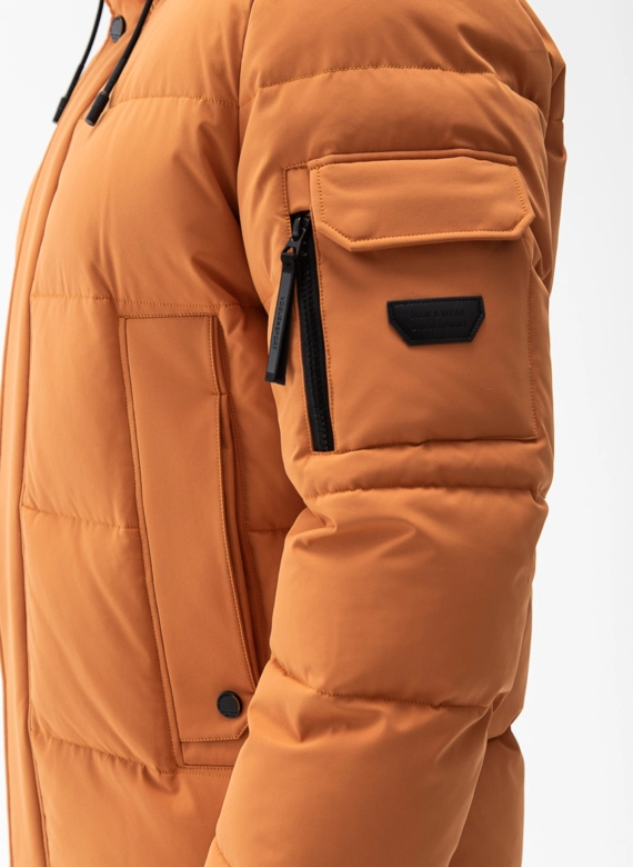 Мужской пуховик с капюшоном 
