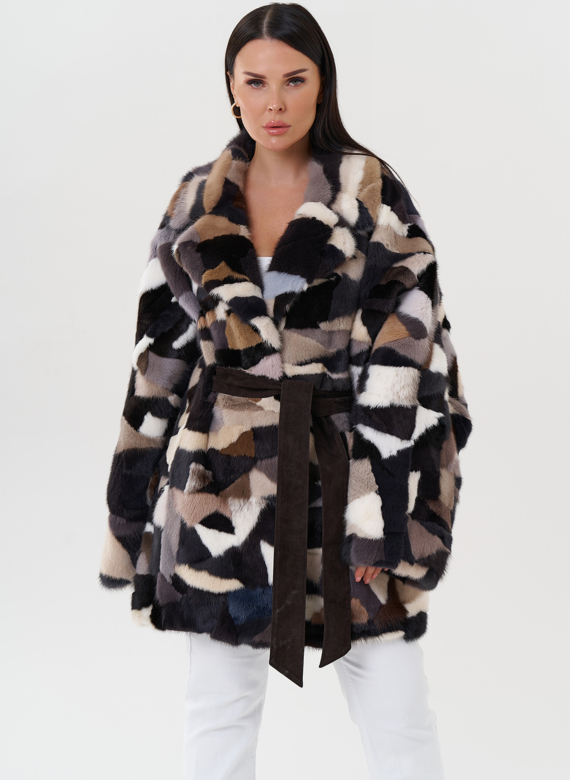 Шуба из меха норки с английским воротником