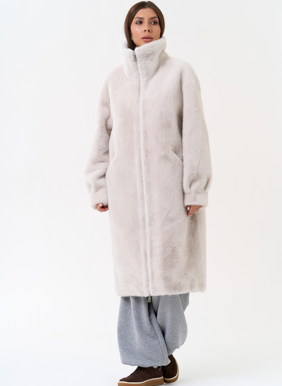 Женская шуба из эко меха с воротником стойкой