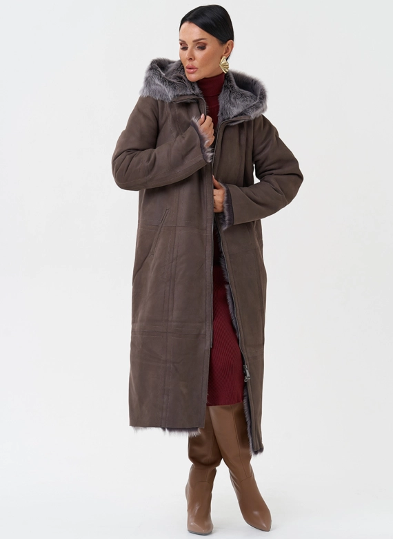 Дубленка с отделкой из тосканы с капюшоном