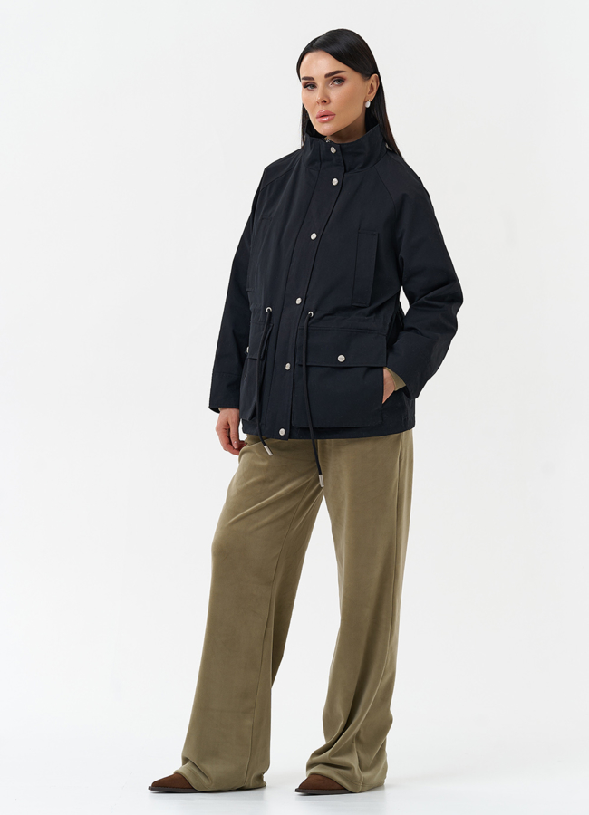 Женская ветровка черного цвета модель № 30039 в рассрочку