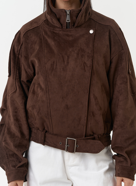 Женская куртка бомбер из эко замши коричневого цвета