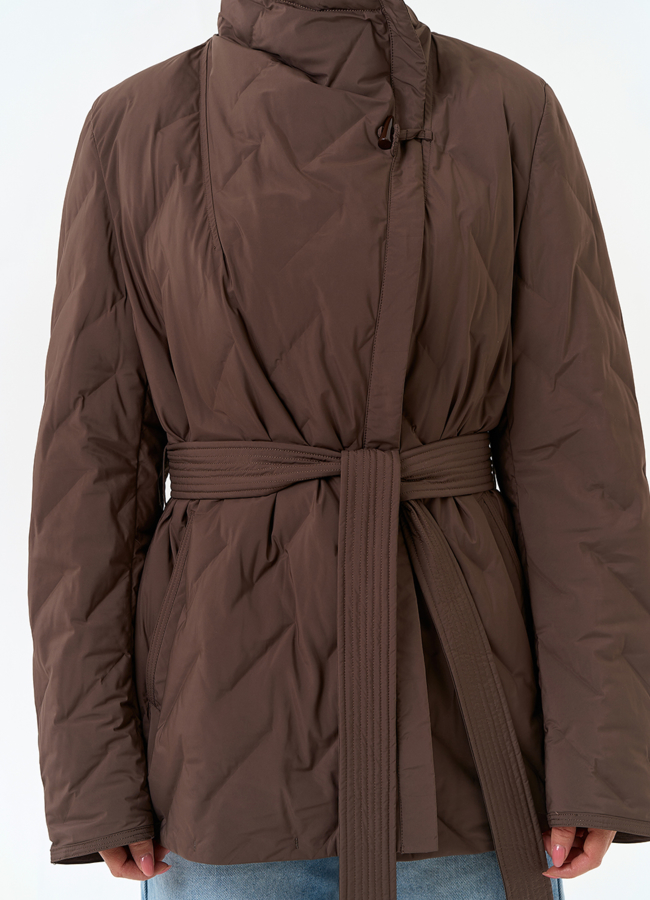 Женская куртка с поясом модель № 32833 универмаг малина