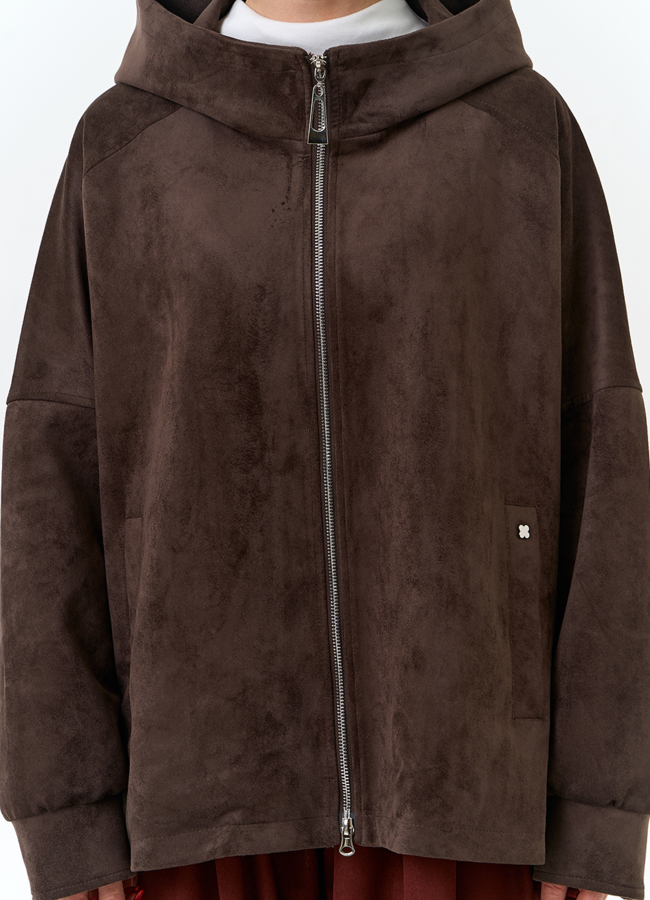 Женская куртка из эко замши с капюшоном модель № 32881 универмаг малина