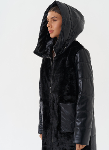 Пуховик из эко кожи с капюшоном