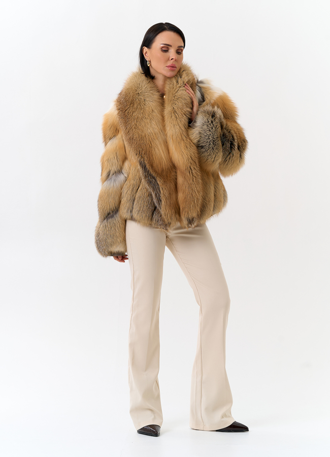 Укороченная шуба из меха рыжей лисы модель № 32501 универмаг малина