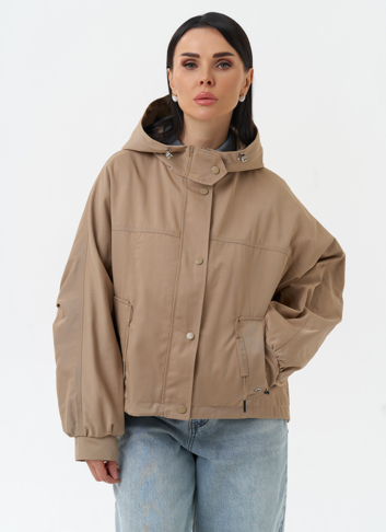 Короткая женская ветровка с капюшоном